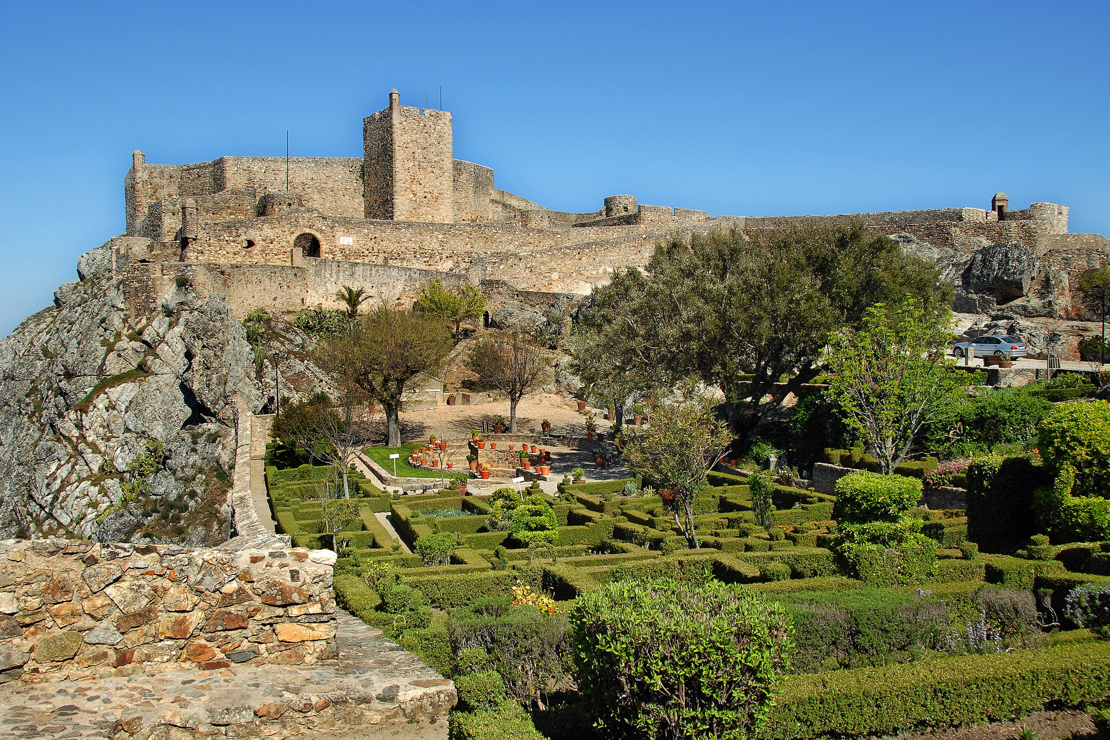 Vila muralhada e Castelo de Marvão, cenário do Festival Al Mossassa